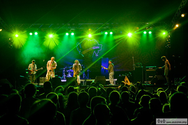 http://budzma.org/wp-content/gallery/basovishchapyershydzyen/tarantinoby_basovishca-5227.jpg