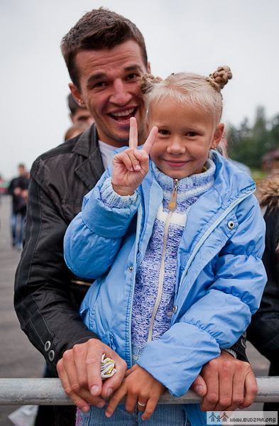 http://budzma.org/wp-content/gallery/fyeyervyerki-pad-dazhdom-fotarepartazh-z-quotnavalnicyquot/tarantinoby_navalnica2010-3733.jpg