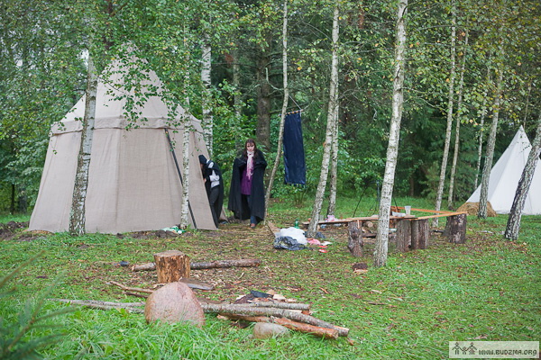 http://budzma.org/wp-content/gallery/kh-fyestyval-syarednyavyechnay-kultury-i-muzyki-quotbyely-zamak-2010quot/tarantinoby_navalnica2010-6759.jpg